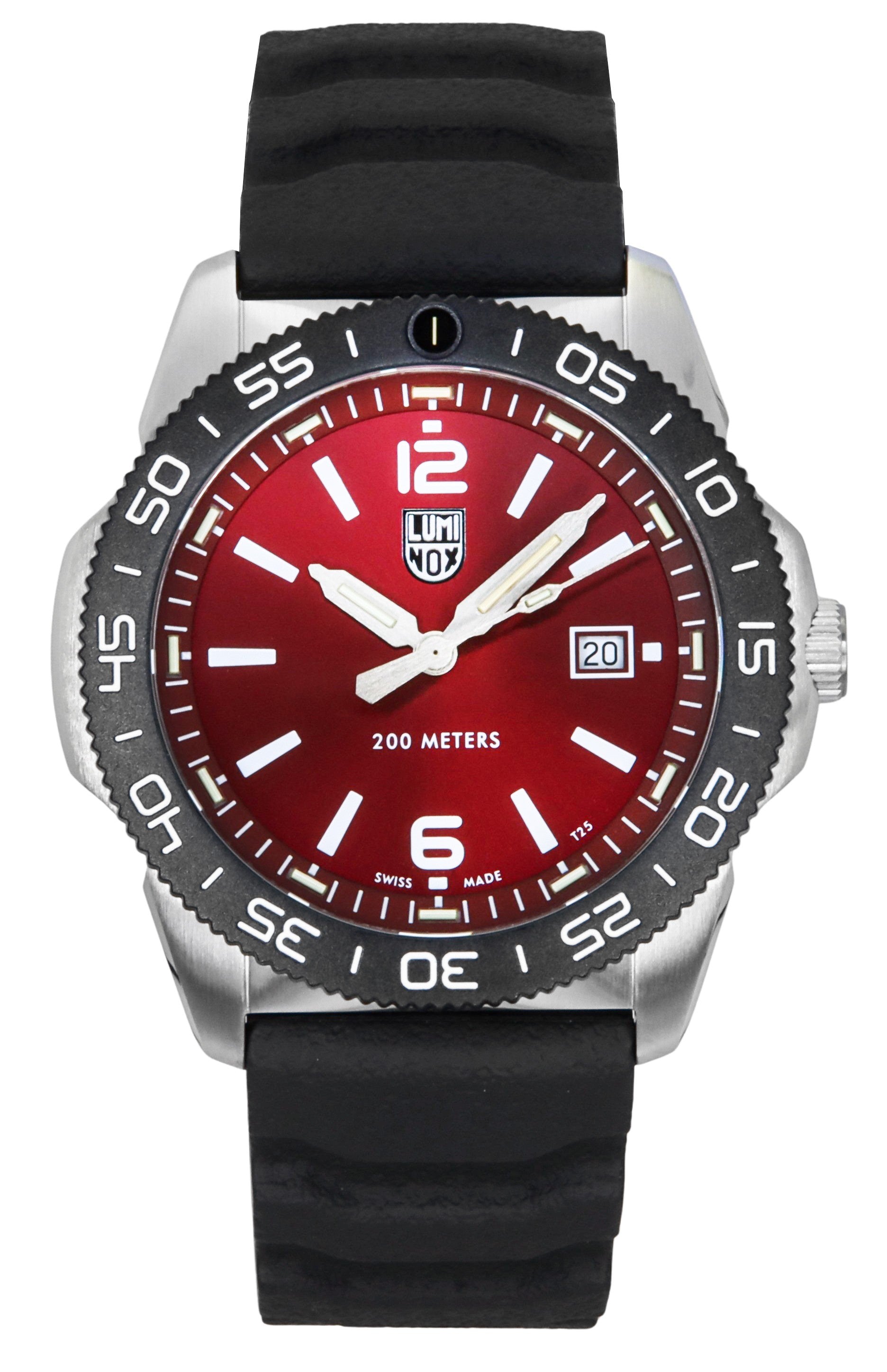 Luminox Pacific Diver Rubber Strap Red Dial Quartz XS.3135 200M Men's Watch