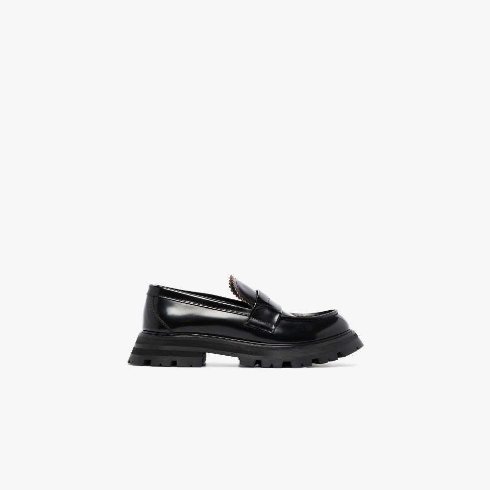 Alexander Mcqueen Alexander McQueen Flat shoes Black