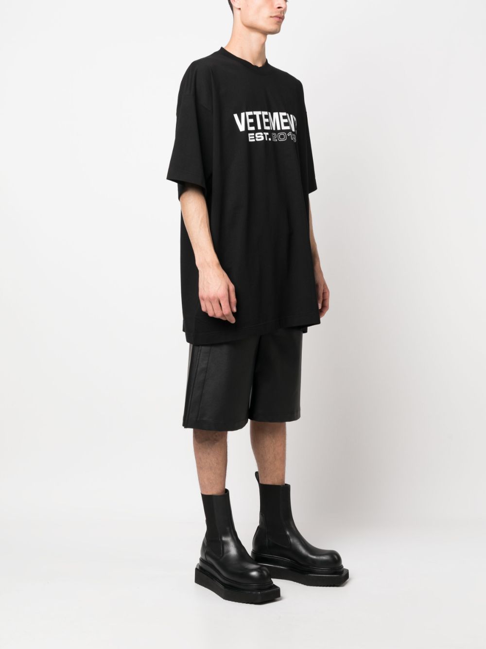 Vetements Vetements تي شيرت وبولوس أسود