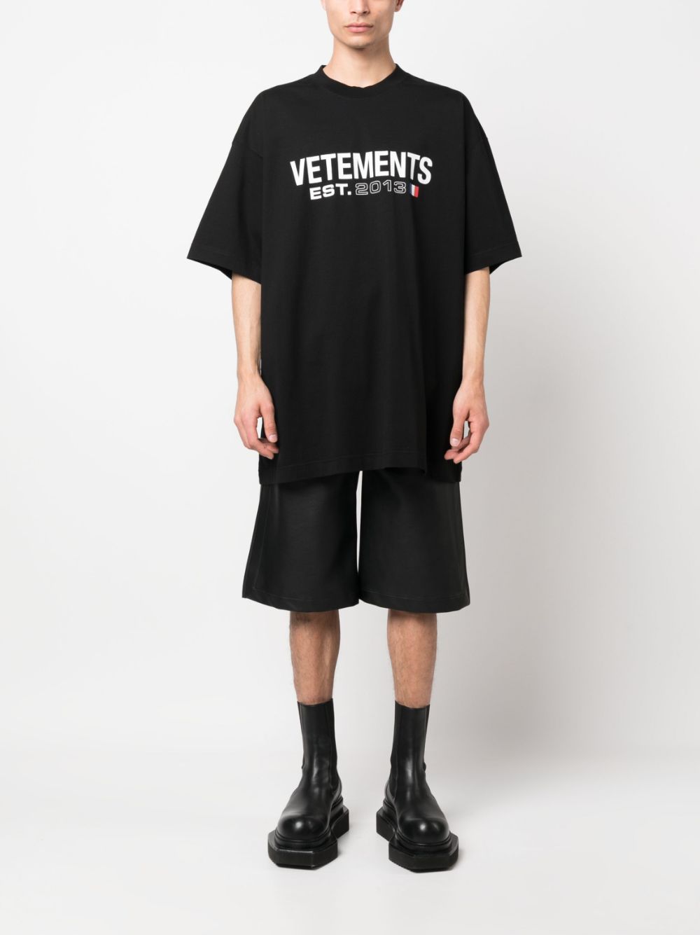 Vetements Vetements تي شيرت وبولوس أسود