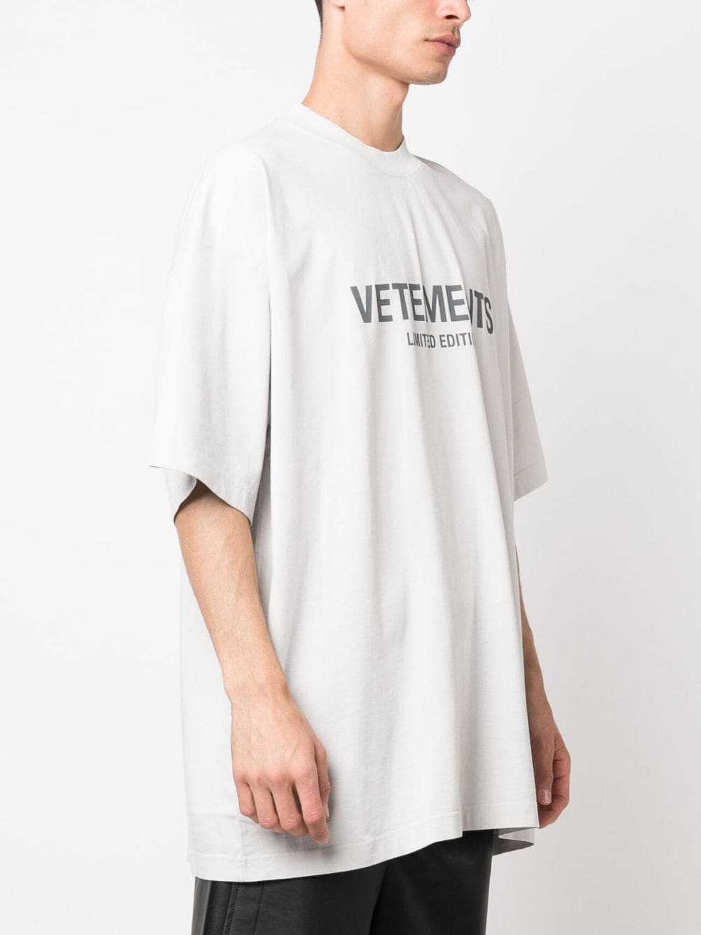 Vetements Vetements T-shirts and Polos White