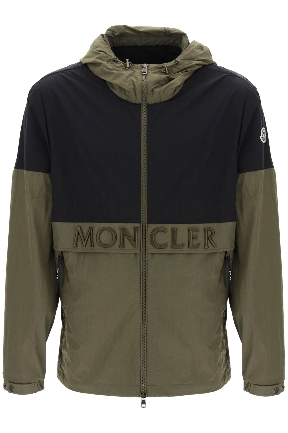 Moncler Moncler Basic "سترة واقية جولي مع شعار مطرز"