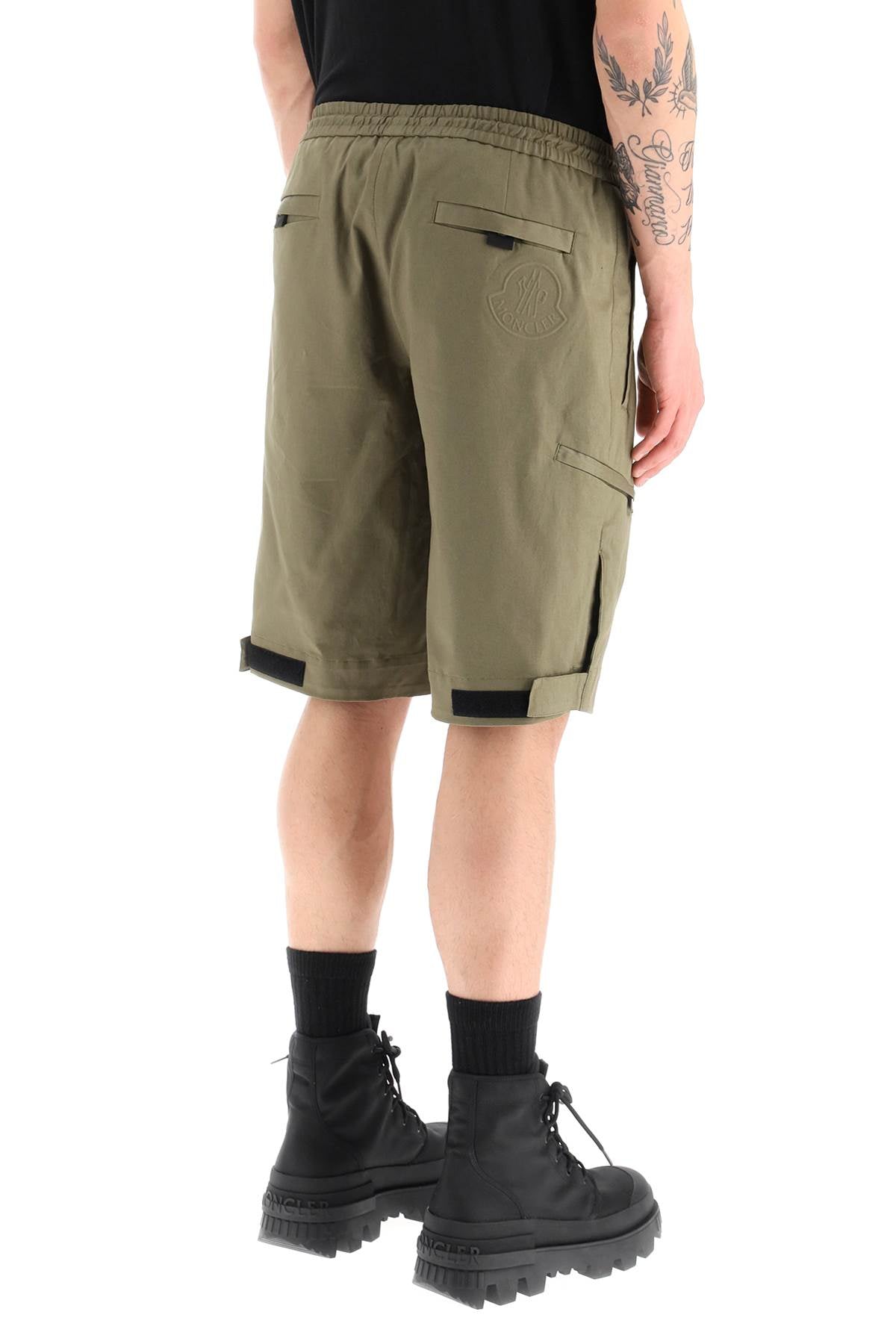 Moncler Moncler basic shorts with hook-and-loop closure