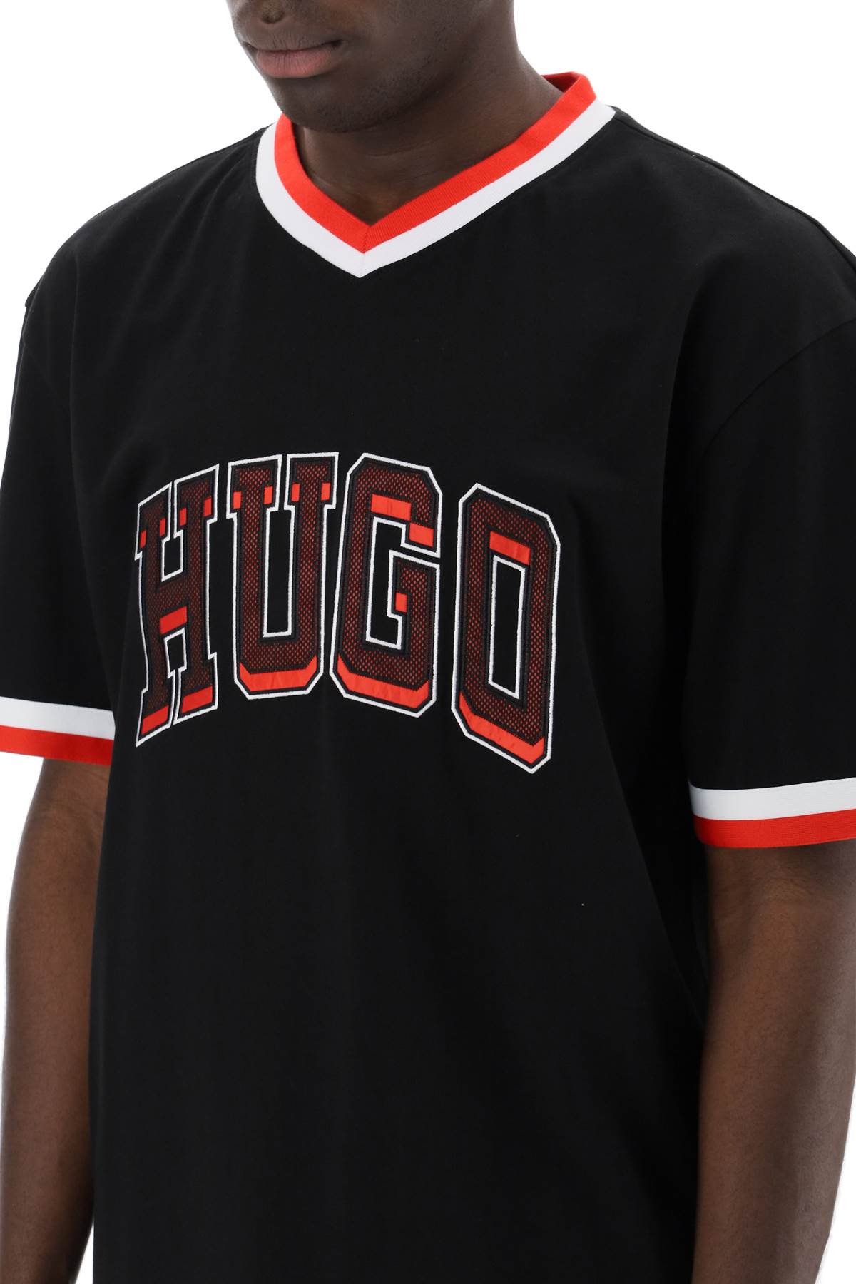 Hugo "duava college t