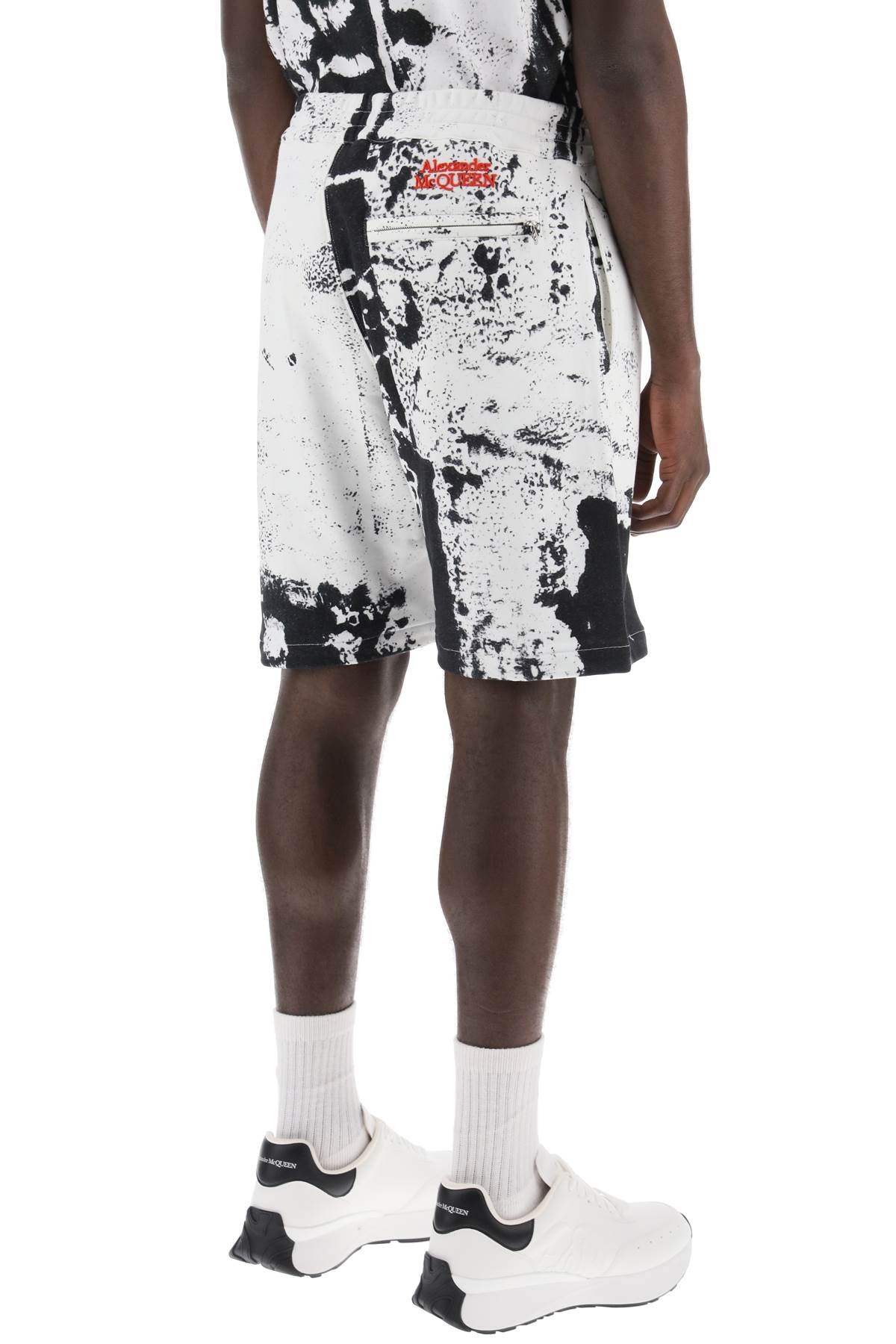 Alexander Mcqueen Alexander mcqueen fold print sweat shorts