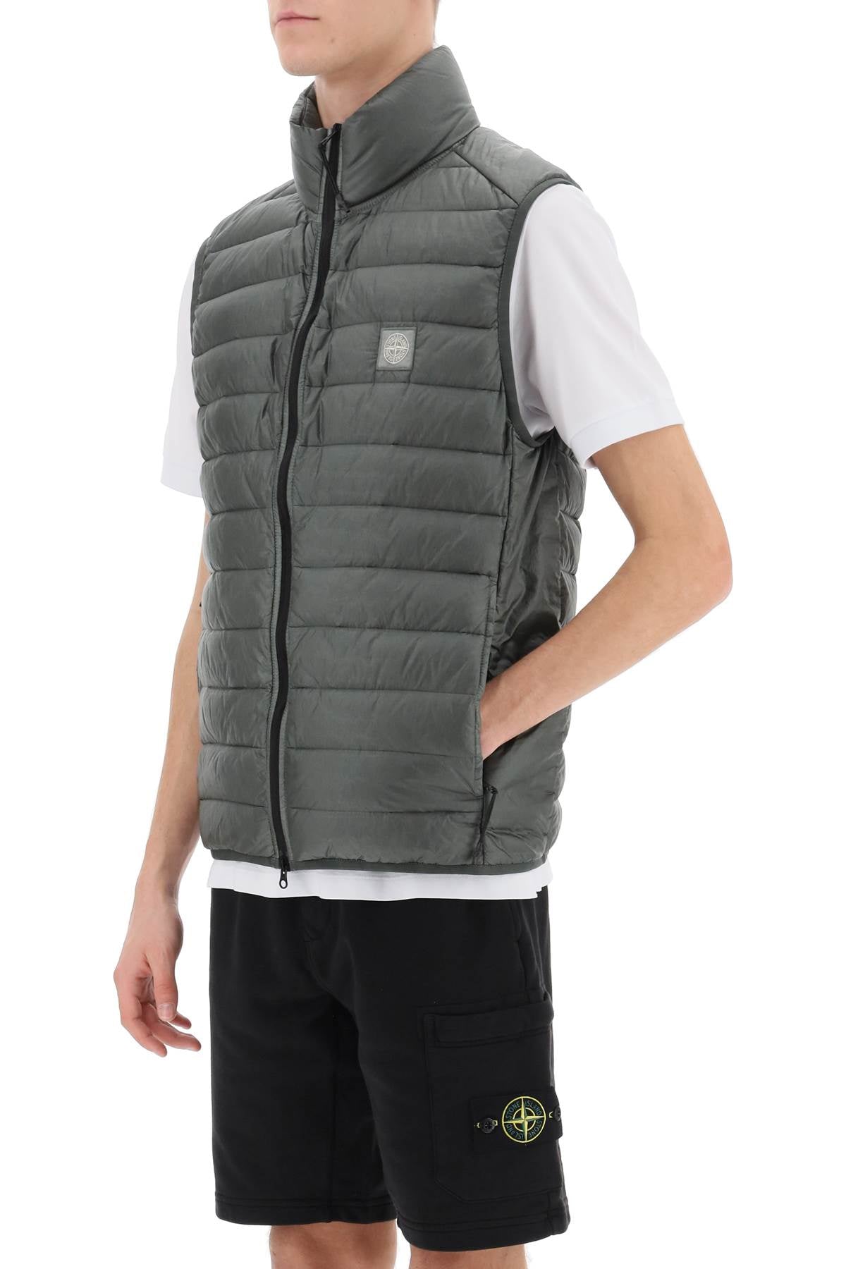 Stone Island Stone island lightweight puffer vest in r-nylon down-tc