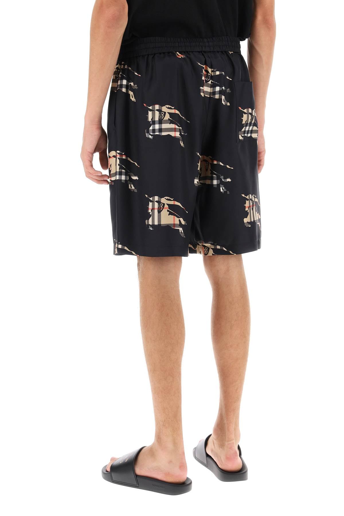 Burberry Burberry shorts with ekd motif