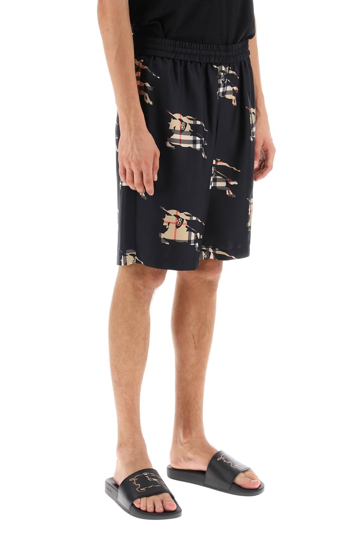 Burberry Burberry shorts with ekd motif