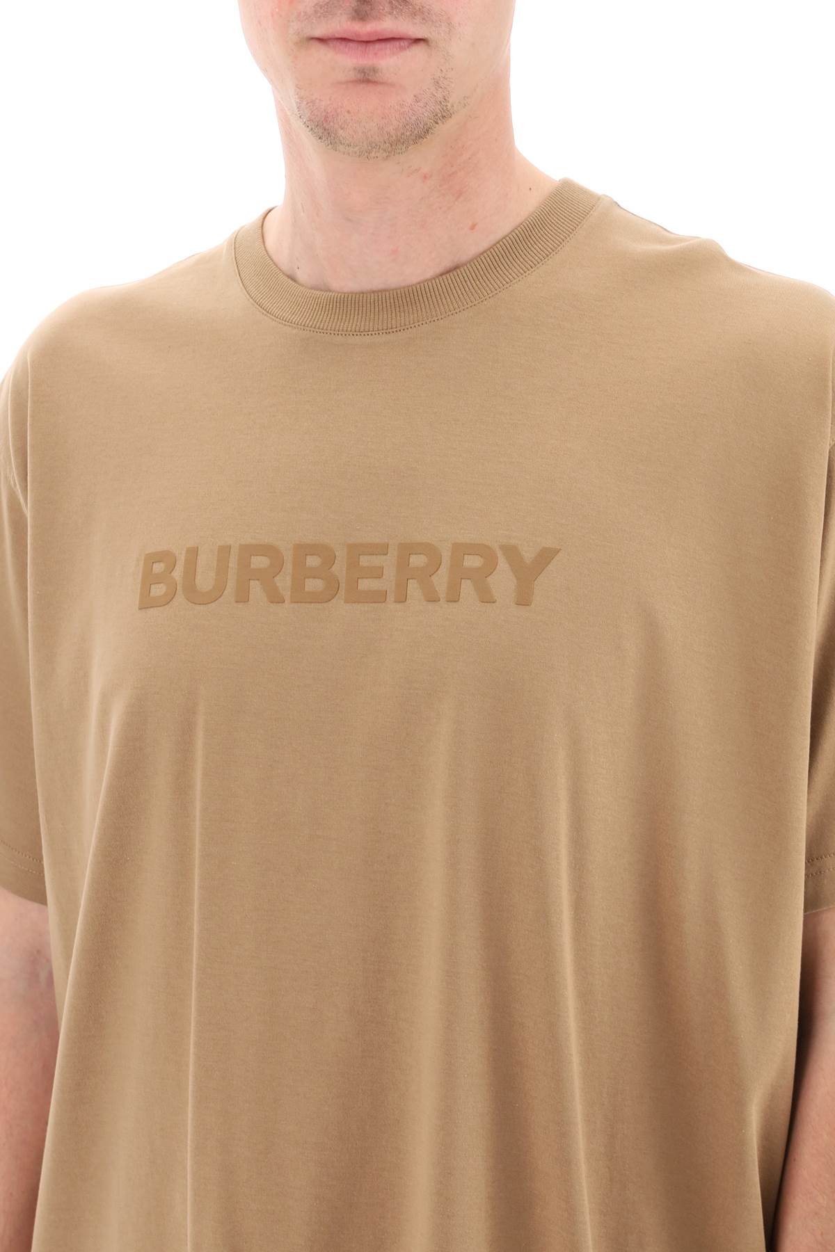 Burberry Burberry harriston t-shirt with logo print