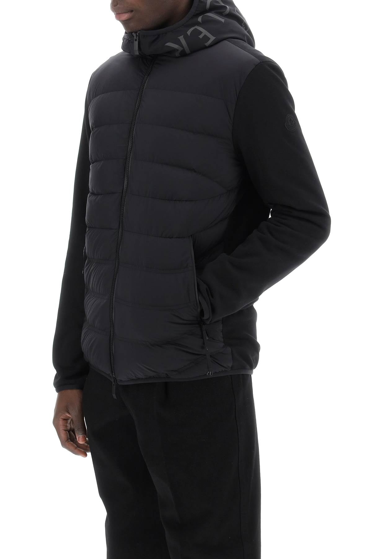 Moncler Moncler basic zip-up sweatshirt with padding for a comfortable