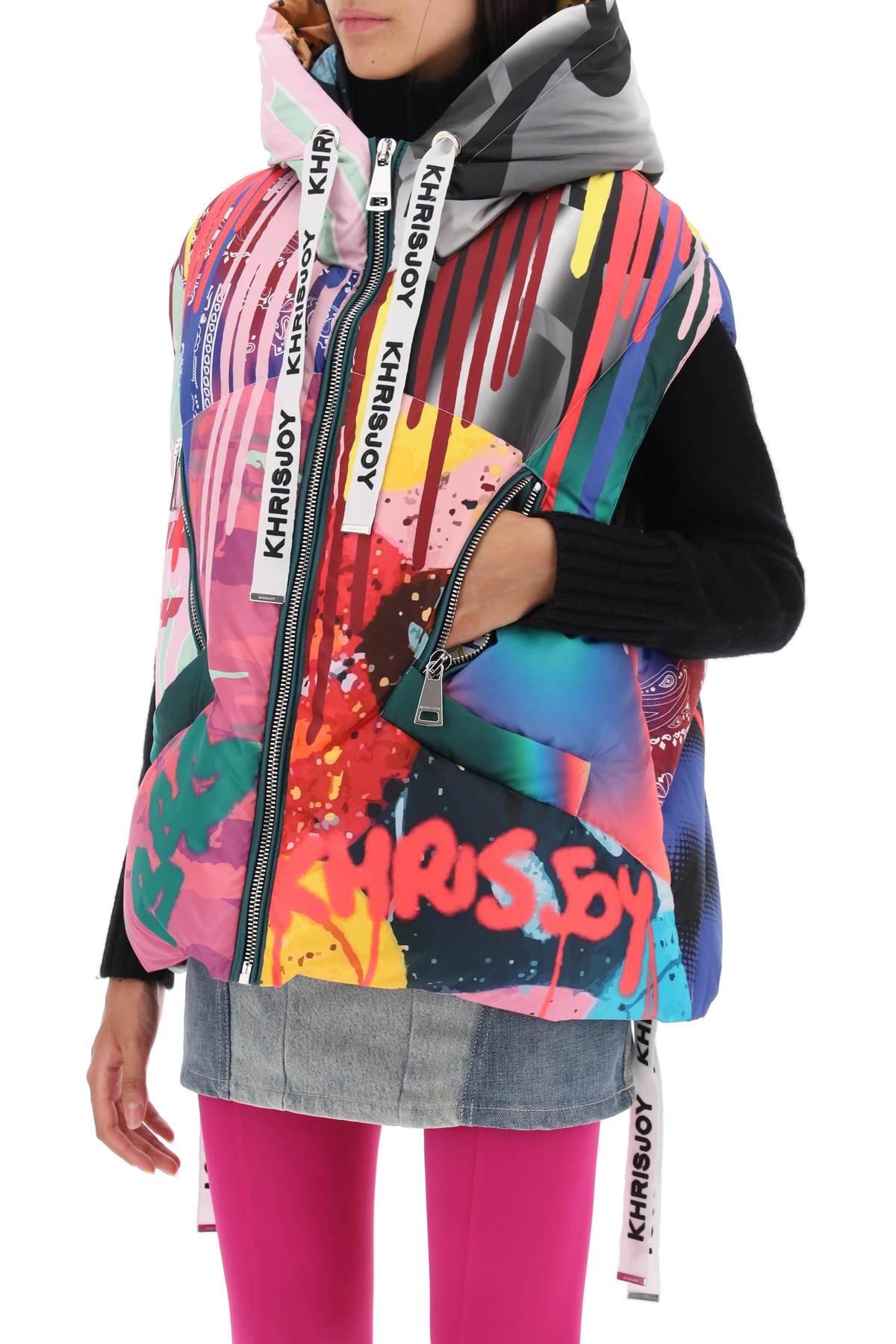 Khrisjoy Khrisjoy graffiti print iconic down vest