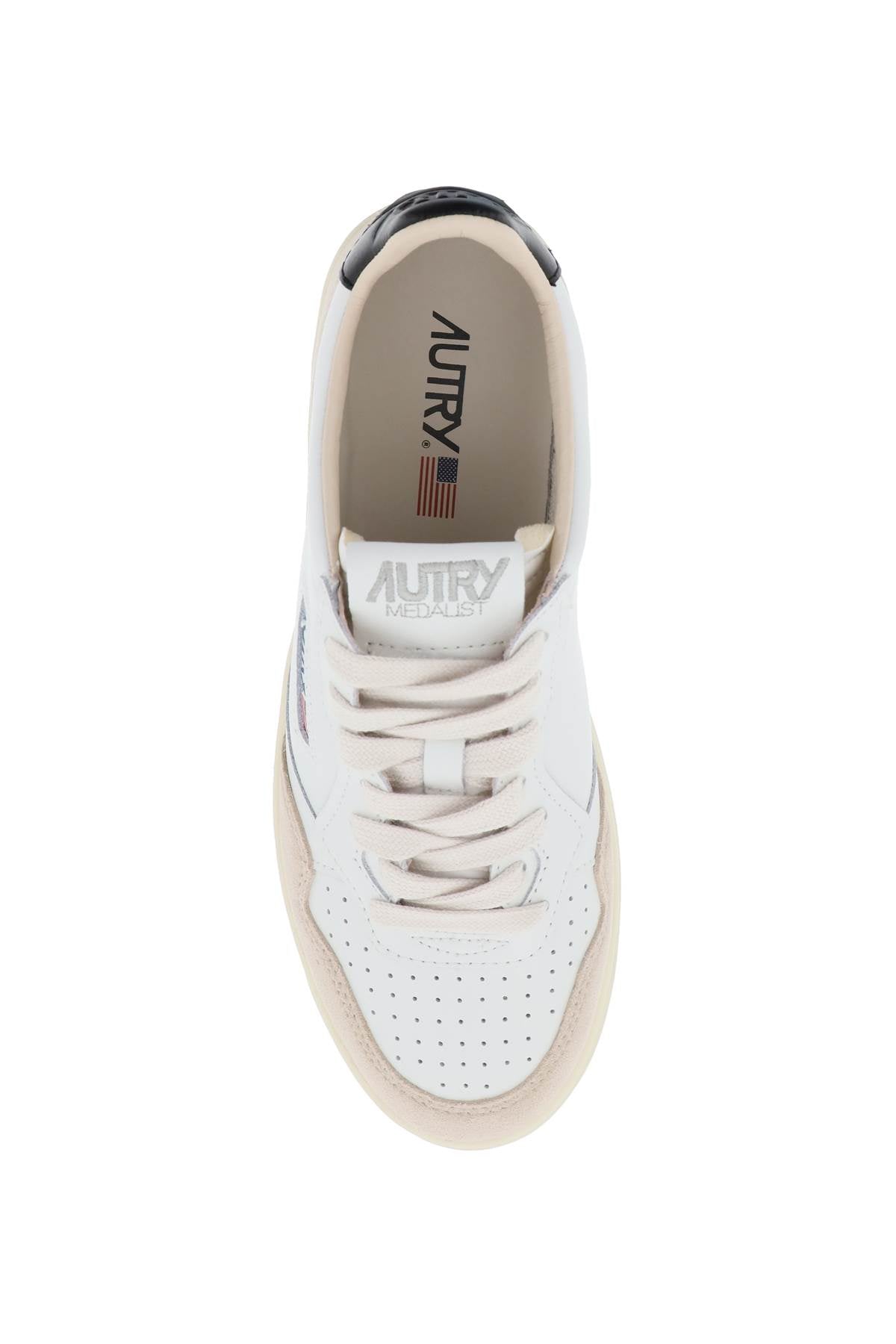 Autry Autry leather medalist low sneakers