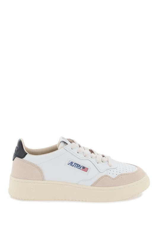 Autry Autry leather medalist low sneakers