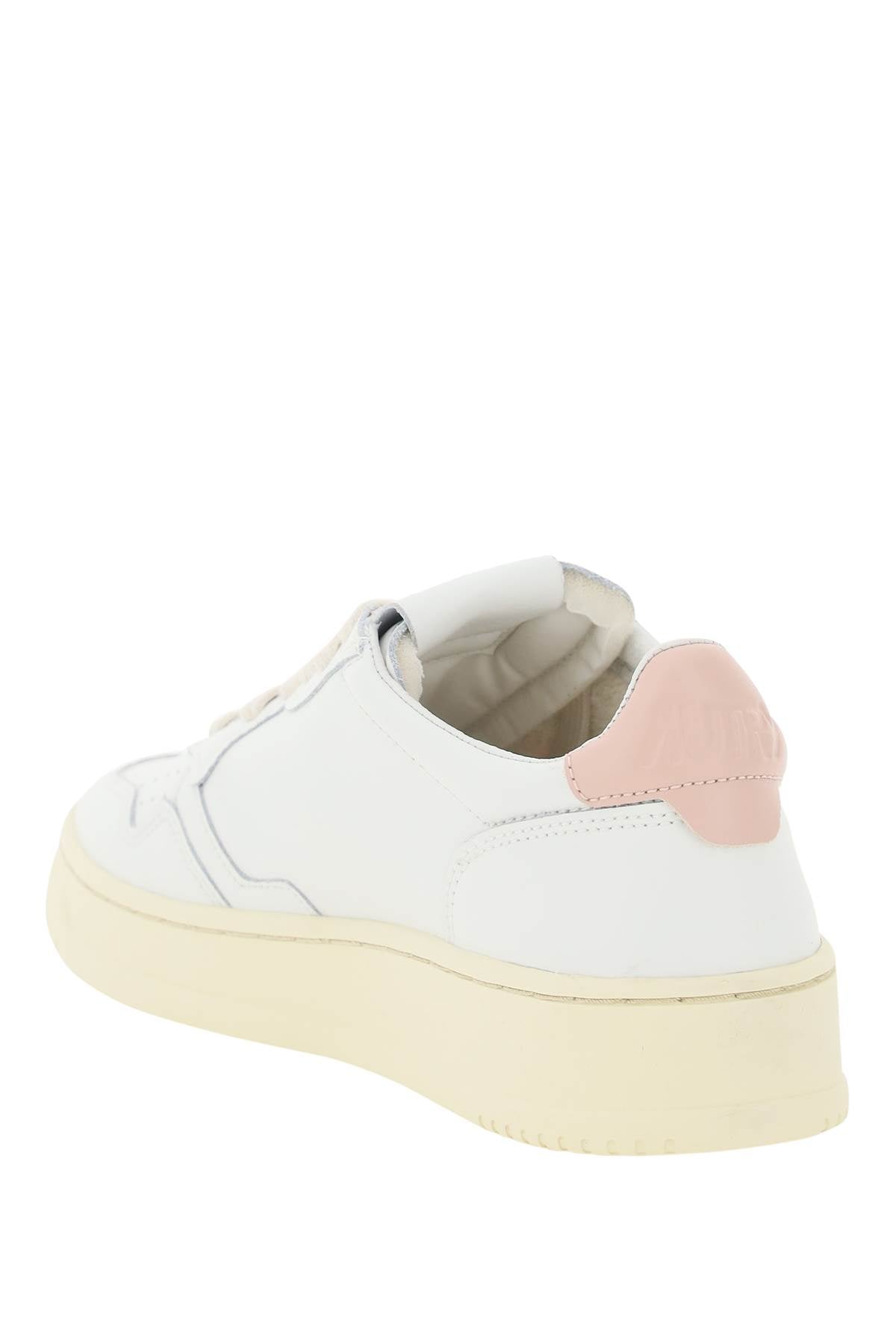 Autry Autry leather medalist low sneakers