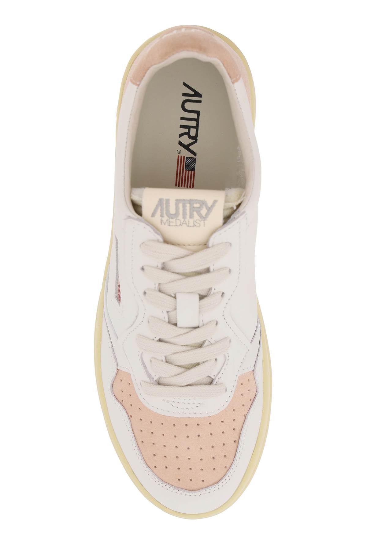 Autry Autry leather medalist low sneakers