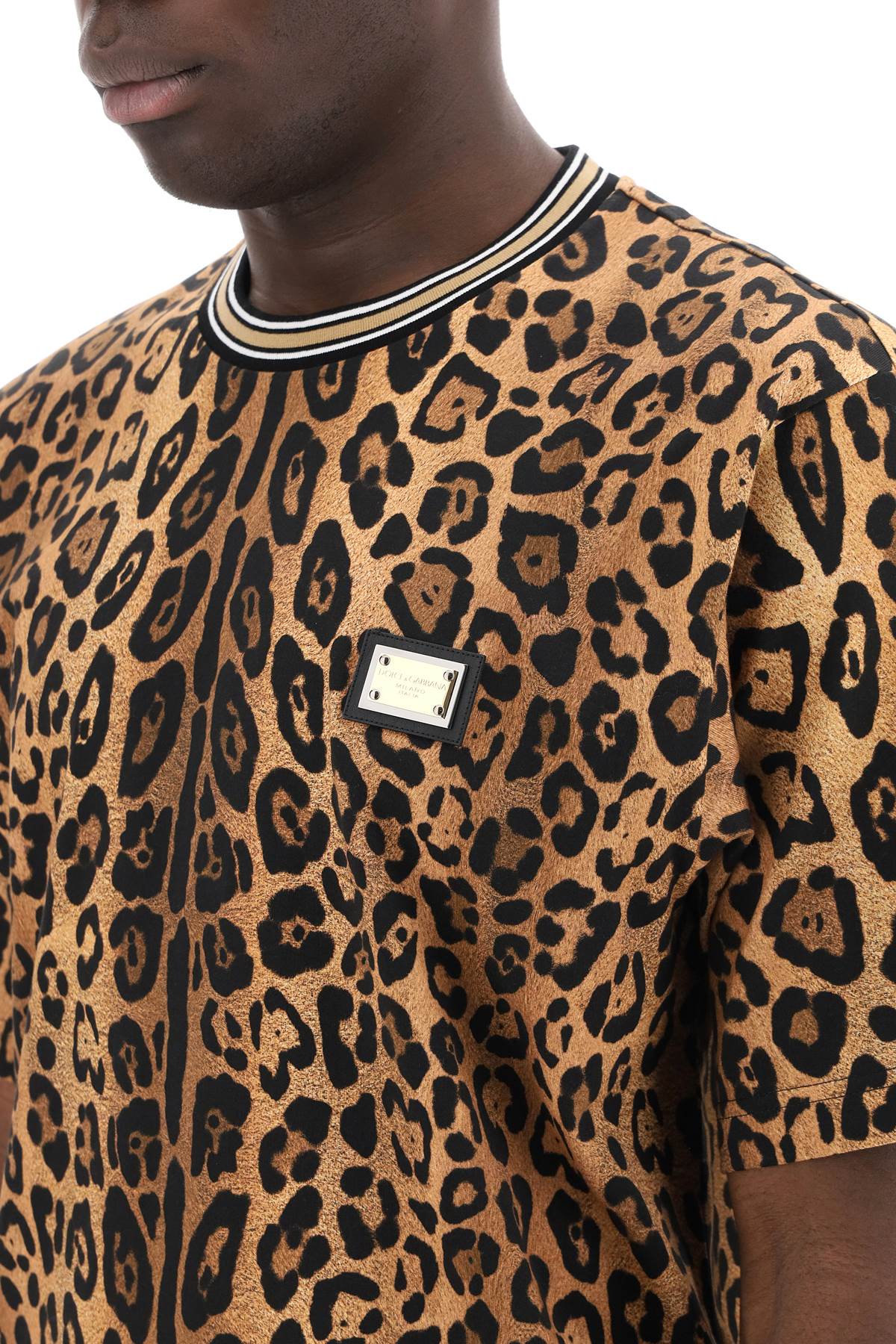 Dolce & Gabbana Dolce & gabbana leopard print t-shirt with