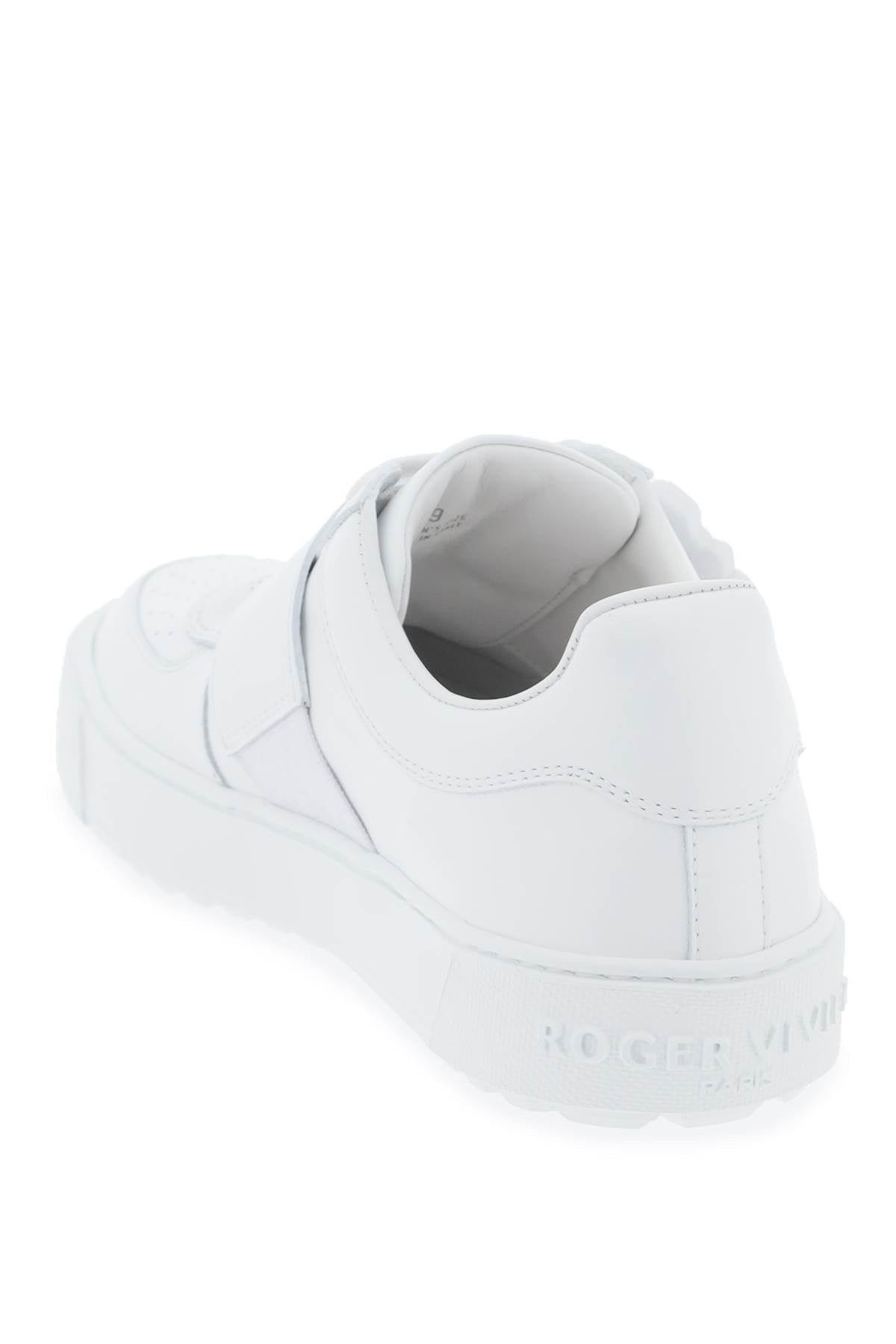 Roger Vivier Roger vivier very vivier sneakers with strass buckle