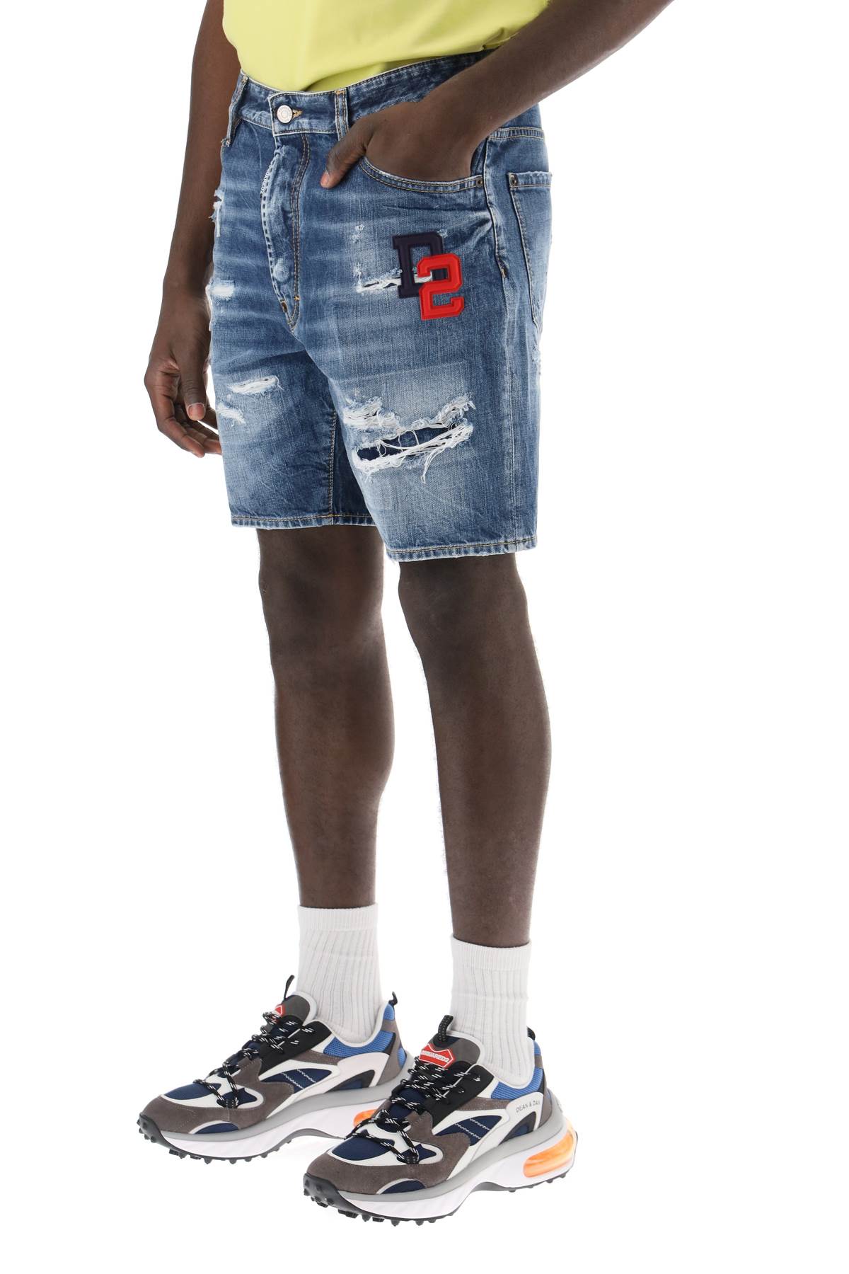 Dsquared2 Dsquared2 marine shorts in dark ripped wash denim